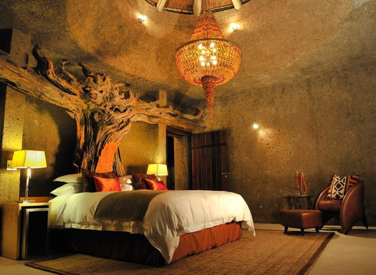 An earth-inspired suite at Sabi Sabi Earth Lodge in Kruger National Park